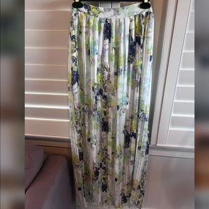 Bcbg long maxi skirt. Pleated and sheer with half slip size S